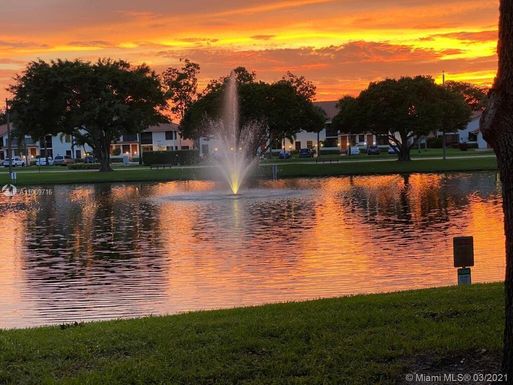 9717 Sills, Boynton Beach, FL 33437