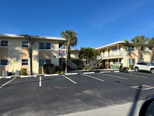 1649 4th, Deerfield Beach, FL 33441