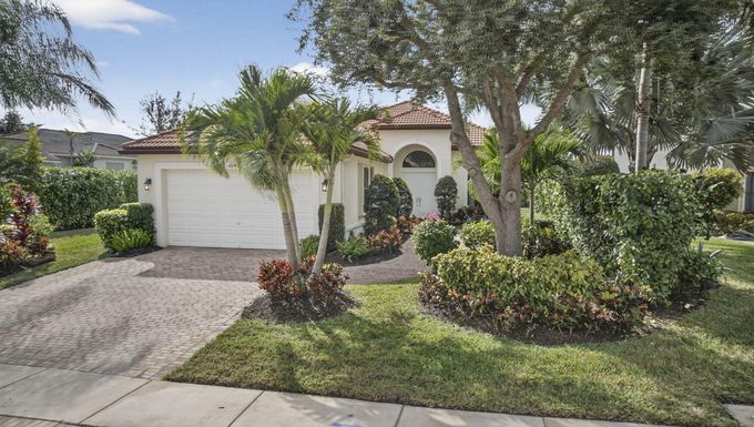 6743 Sparrow Hawk Drive, West Palm Beach, FL 33412