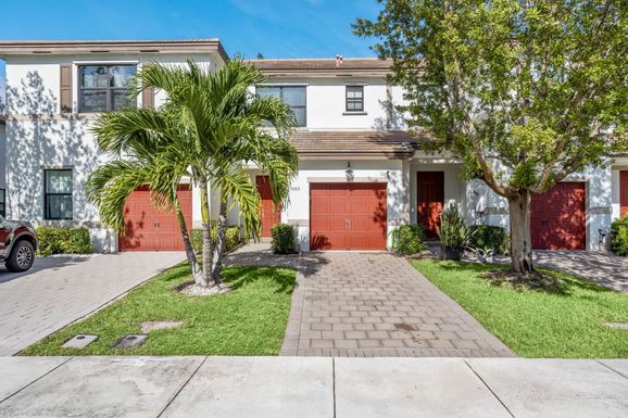 5303 Silverdrift, Lake Worth, FL 33463