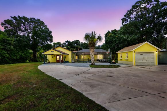 600 Gopher Hill, Fort Pierce, FL 34982