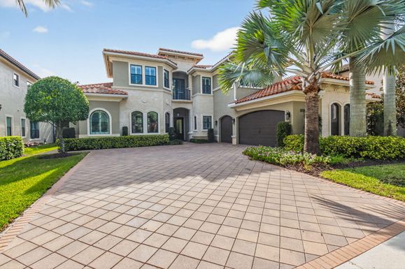 8277 Hawks Gully, Delray Beach, FL 33446