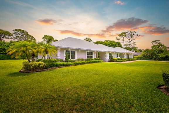 7903 Plantation Lakes, Port Saint Lucie, FL 34986