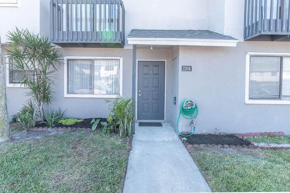 2204 Seaside, Greenacres, FL 33463