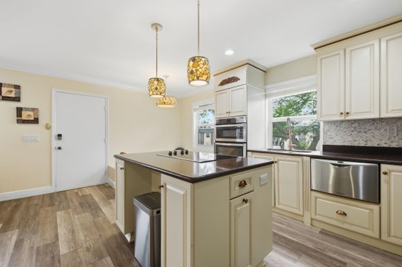 217 Piedmont, Delray Beach, FL 33484