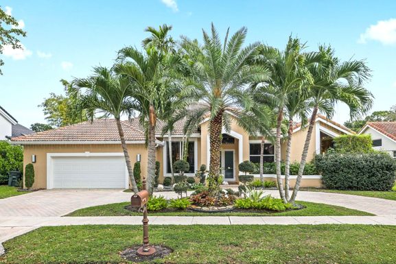 4552 26th, Boca Raton, FL 33434