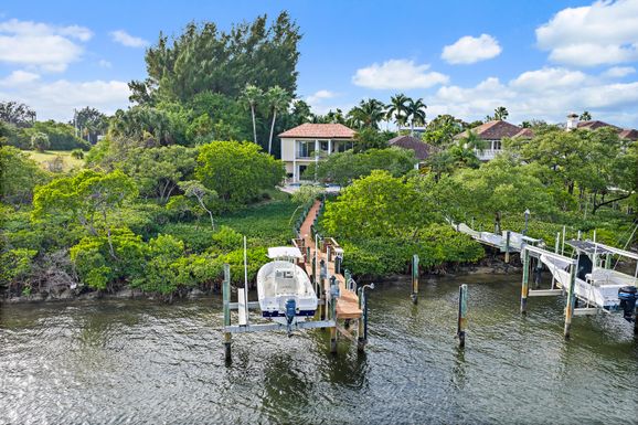111 Fishermans, Jupiter, FL 33477