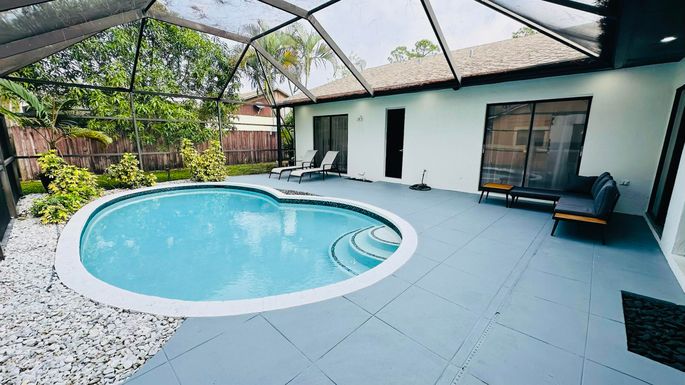 1344 Periwinkle, Wellington, FL 33414