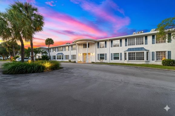 2201 66th, Fort Lauderdale, FL 33308