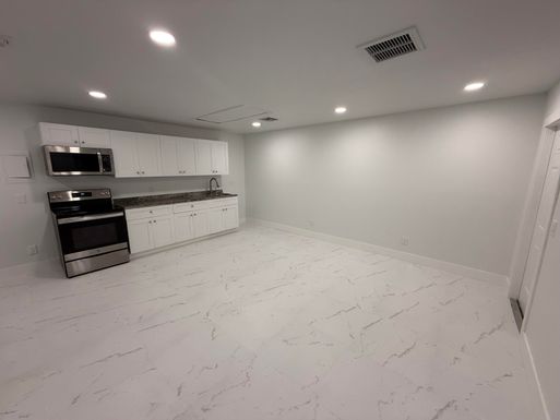 4852 Weymouth, Lake Worth, FL 33463