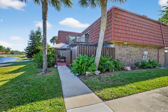 8329 Boca Rio, Boca Raton, FL 33433
