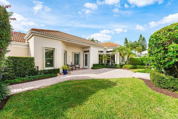 116 Coral Cay, Palm Beach Gardens, FL 33418