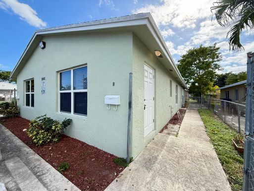 1001 9th, Riviera Beach, FL 33404