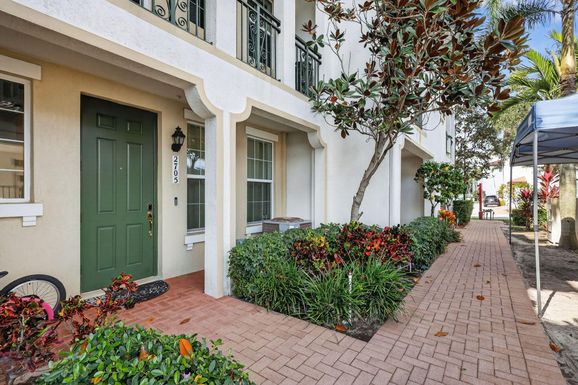 2705 119th, Miramar, FL 33025