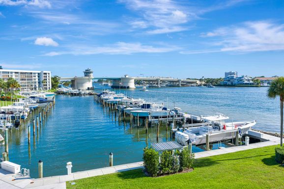 1542 Jupiter Cove, Jupiter, FL 33469