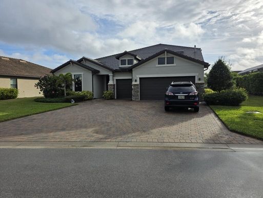 527 Vallarta, Port Saint Lucie, FL 34984