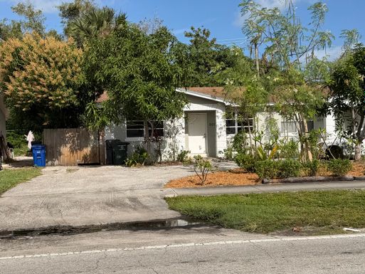 507 Silver Beach Road, Lake Park, FL 33403