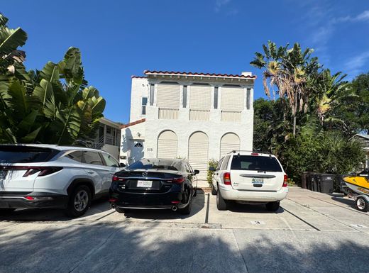 333 Walton, West Palm Beach, FL 33405