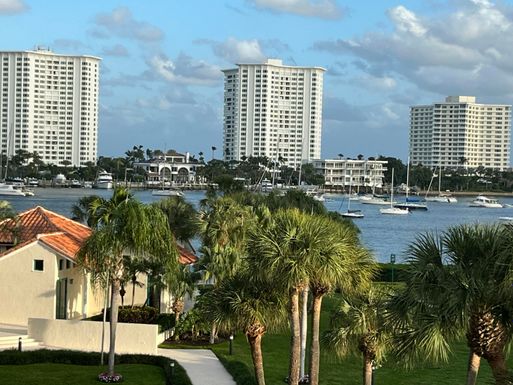 140 5th, Boca Raton, FL 33432