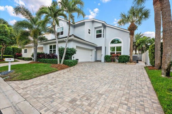 2041 Staysail, Jupiter, FL 33477