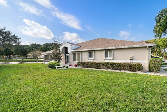 9238 Vineland, Boca Raton, FL 33496
