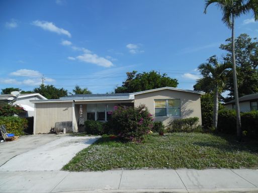 824 F, Lake Worth, FL 33460