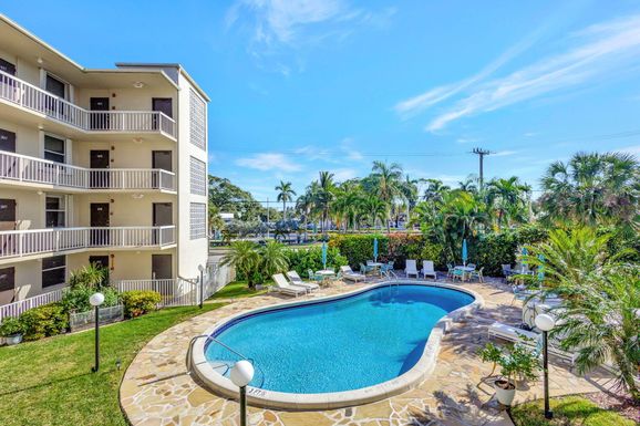 1131 4th, Boynton Beach, FL 33435