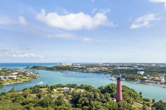 3770 County Line, Tequesta, FL 33469