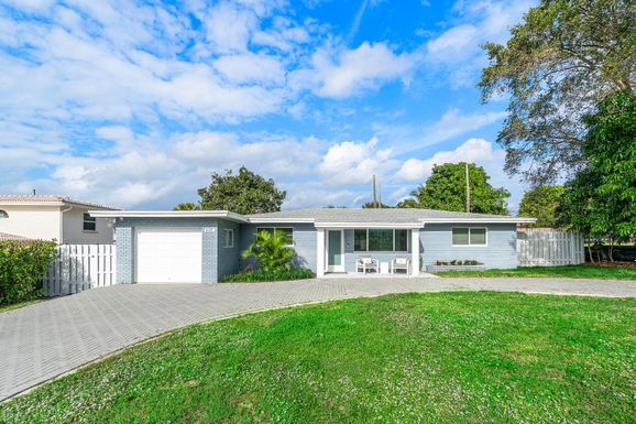 465 11th, Boca Raton, FL 33432