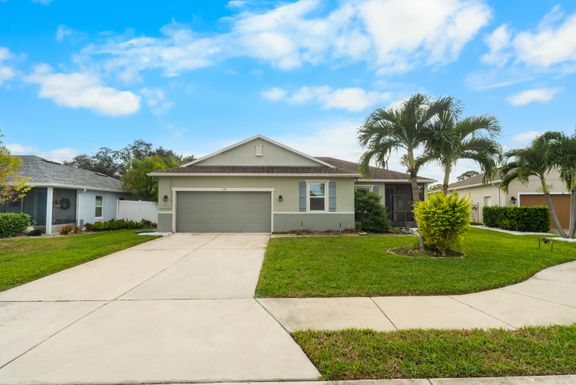 110 65th, Bradenton, FL 34203