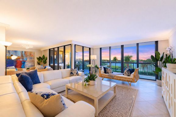 19670 Beach, Jupiter, FL 33469