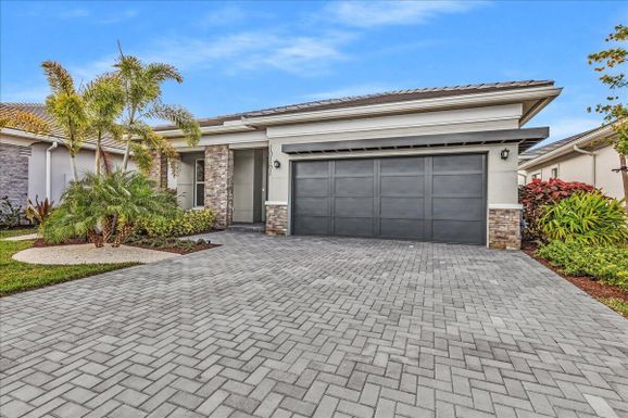 10161 Timber Creek, Palm Beach Gardens, FL 33412