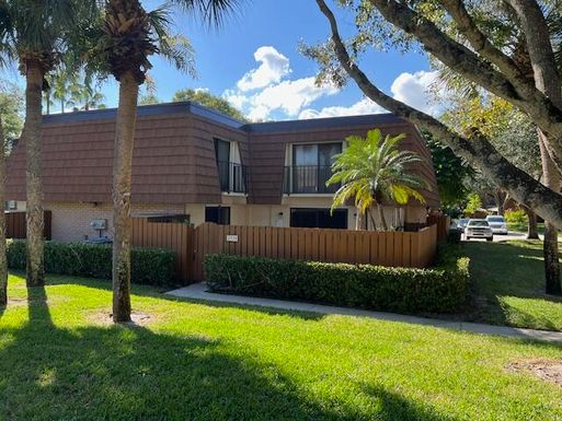 2538 25th, Jupiter, FL 33477