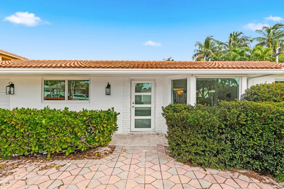1254 4th, Boca Raton, FL 33432