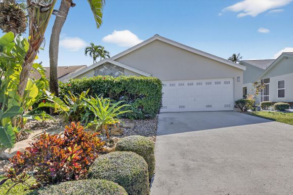 2570 13th, Delray Beach, FL 33445