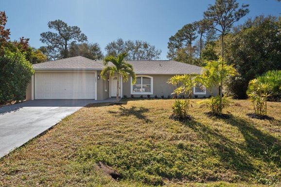 7403 Paso Robles, Fort Pierce, FL 34951
