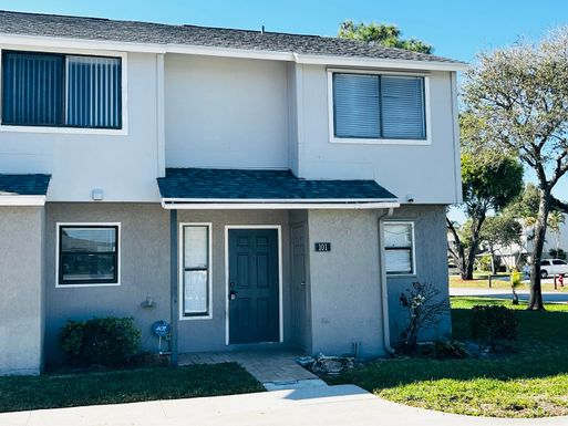 101 Shoreview, Greenacres, FL 33463