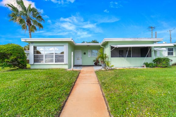 3331 Valley, Boynton Beach, FL 33435
