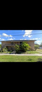 1120 Sapodilla, West Palm Beach, FL 33401