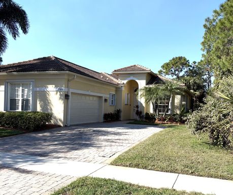 2585 Stonebriar, Stuart, FL 34997