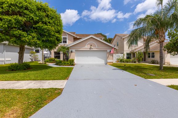 3875 Circle Lake, West Palm Beach, FL 33417