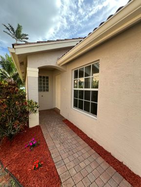 5308 Moon Shadow, Greenacres, FL 33463