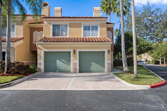 11765 St Andrews, Wellington, FL 33414