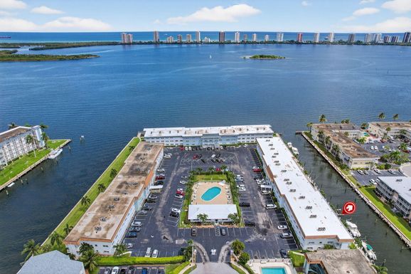 110 Shore, North Palm Beach, FL 33408