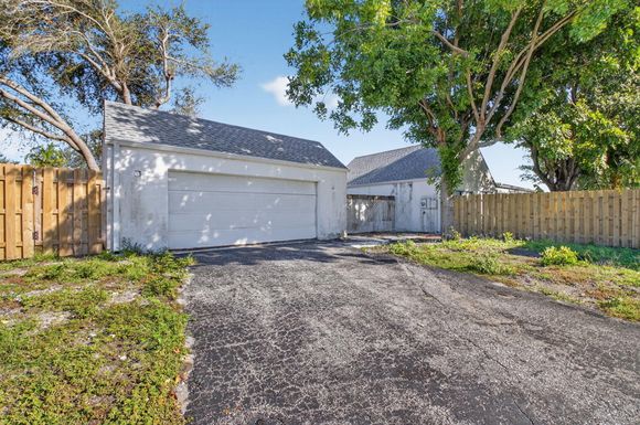 905 21st, Delray Beach, FL 33445