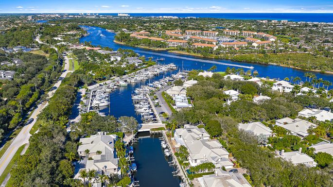 14354 Cypress Island, Palm Beach Gardens, FL 33410