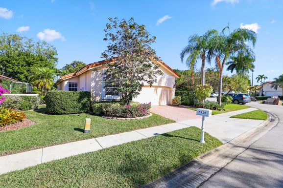 5125 Columbo, Delray Beach, FL 33484
