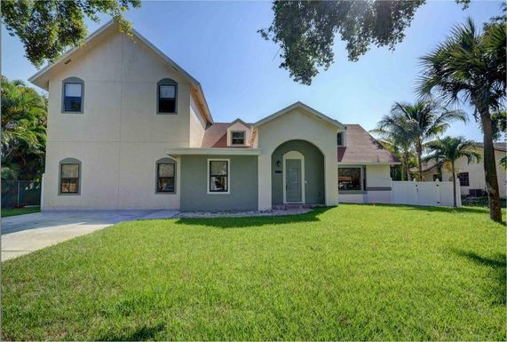 3855 5th, Boca Raton, FL 33431