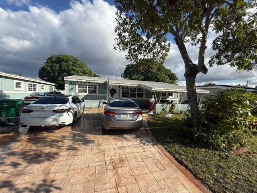 2713 Bahama, Miramar, FL 33023