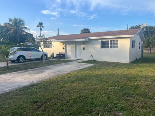 203 4, Boynton Beach, FL 33435
